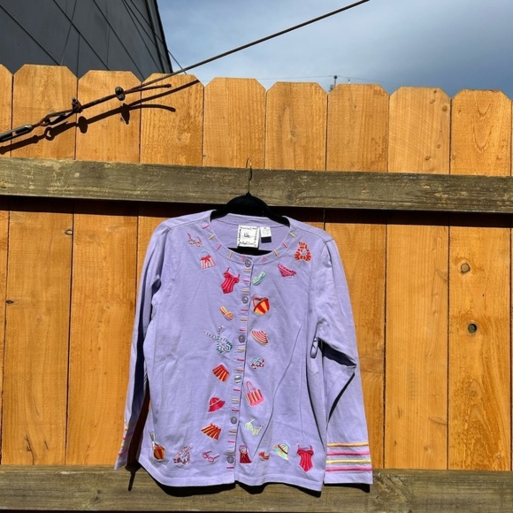Women's Michael Simon Lite Button Top Beach Embroidered‎ Medium Beach Purple